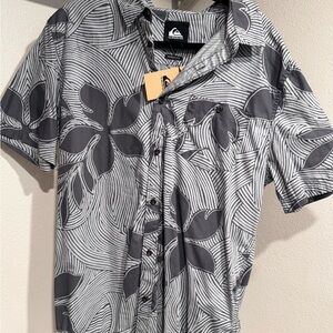 Quiksilver Men’s Aloha Shirt